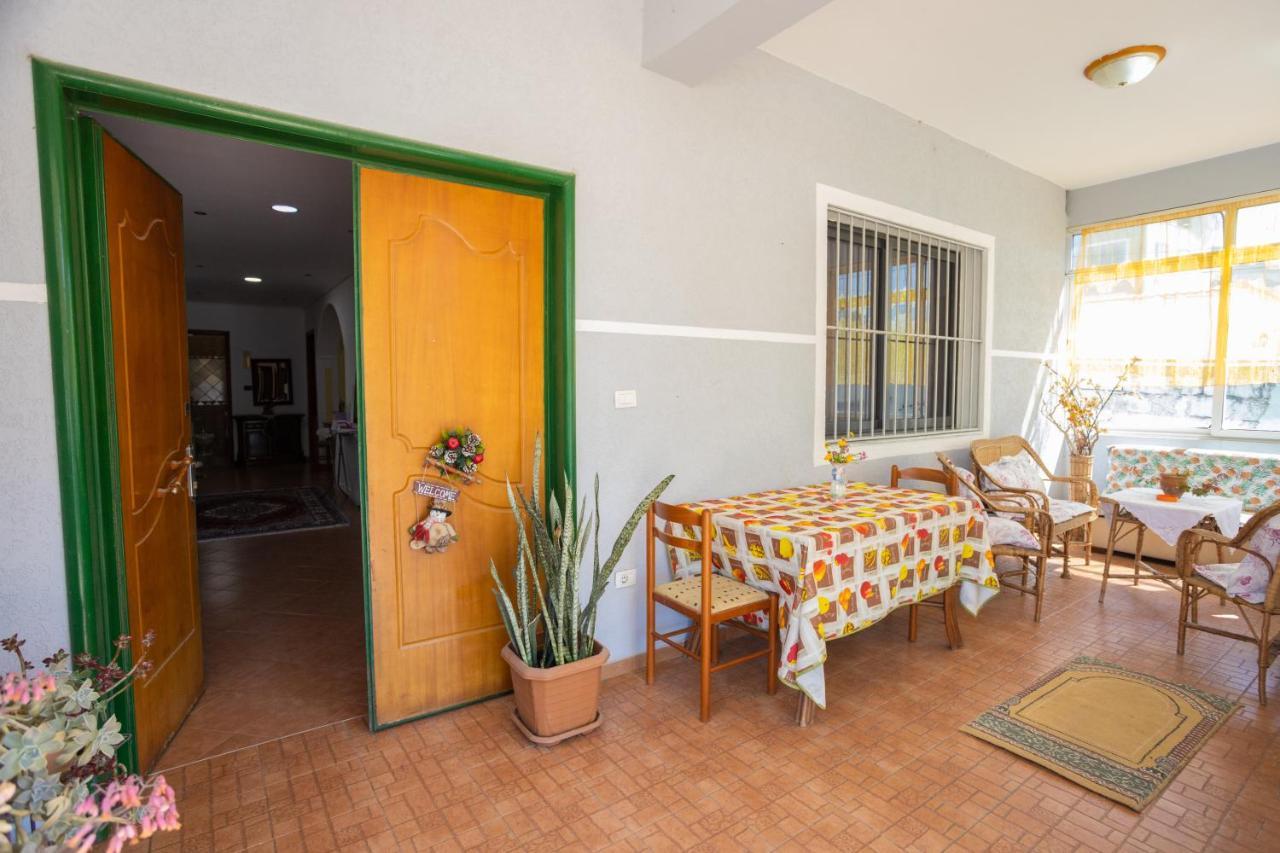 Vila Aulona Vlorë Exterior foto